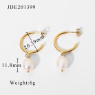 Women's Fashionable Stainless Steel Pearl Earrings